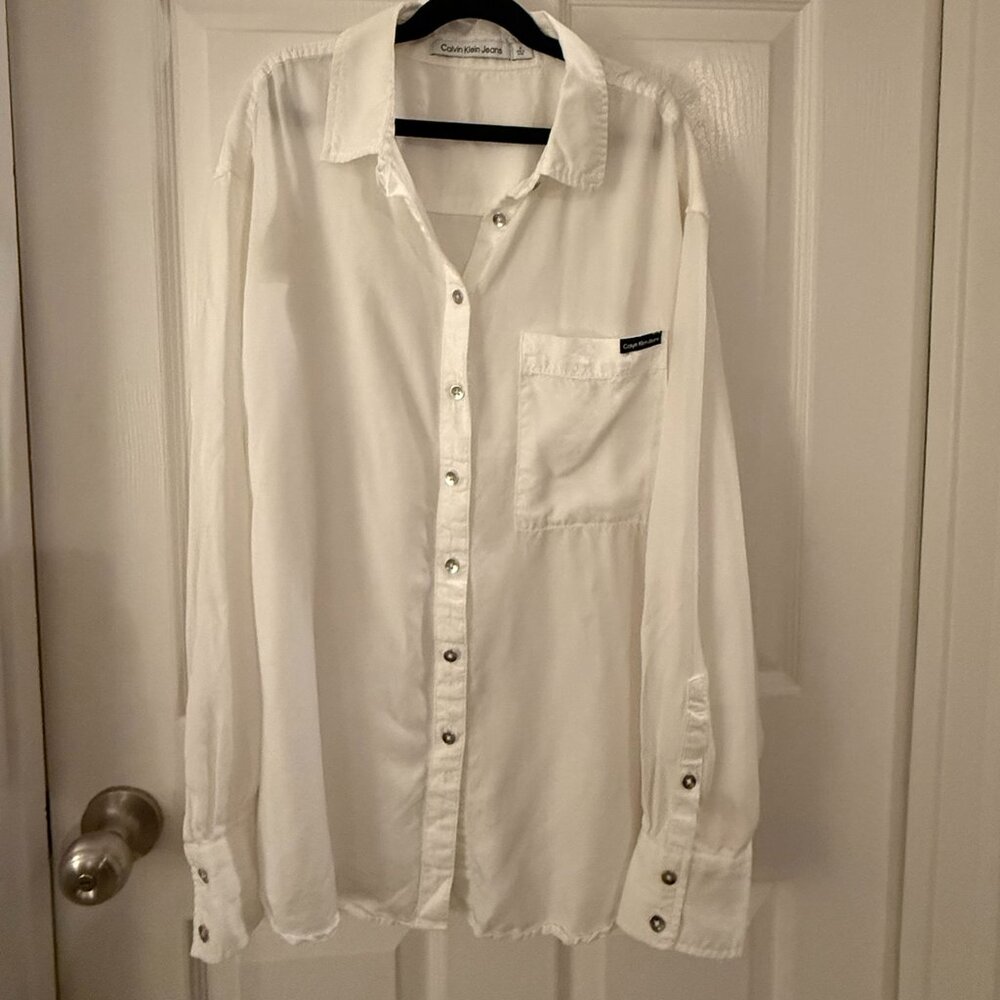 Calvin Klein Jeans White Medium Oversized Drapey Long Sleeve Button Down Top